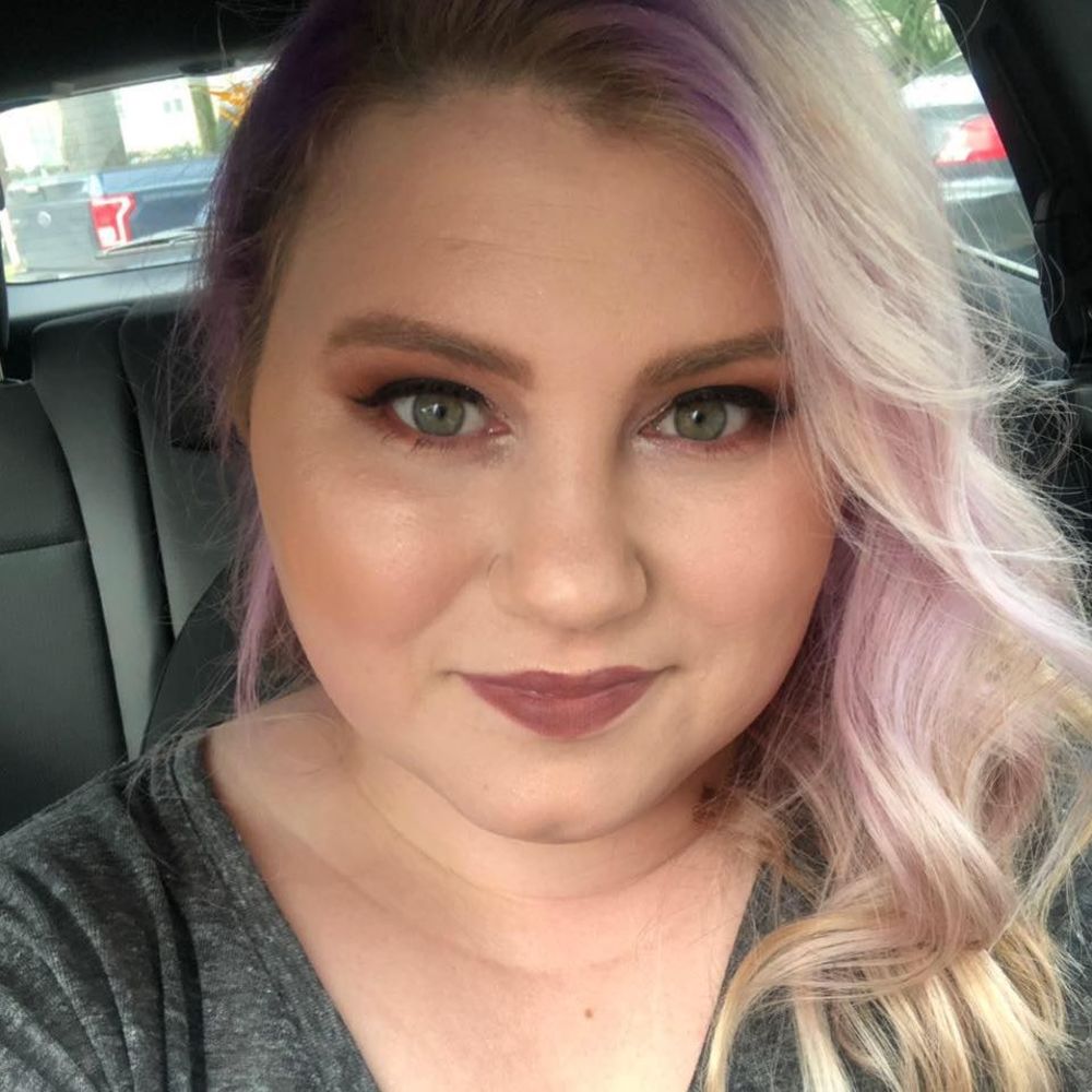 Meet your Posher, Lauren